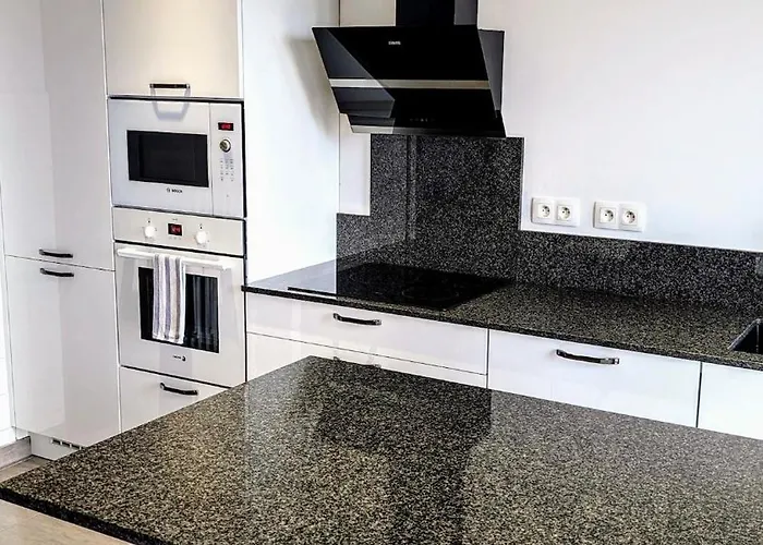 Panoramic Sea View With Private Parking And Ac דירה ניס