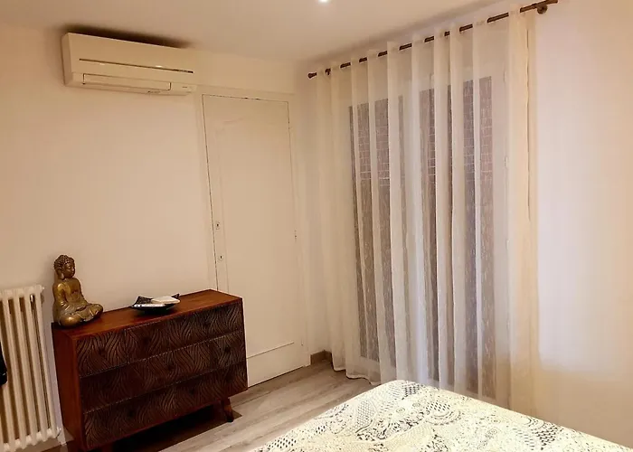 Panoramic Sea View With Private Parking And Ac דירה *